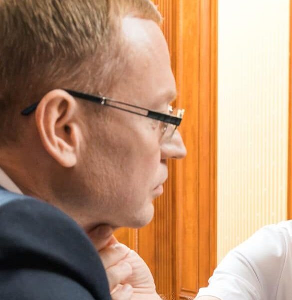Our approach to chin surgery