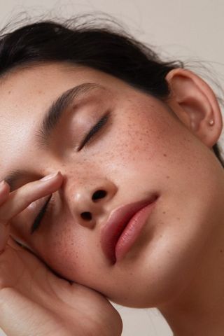 Ринопластика ноздрей: как вернуть симметрию и выразительность с помощью Grace Clinic